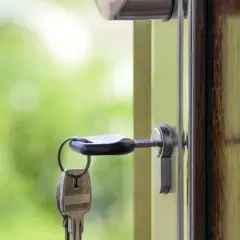 Klucz w zamku otwartych drzwi. Pilnie sprzedam mieszkanie Bydgoszcz. Nowy dom czeka!